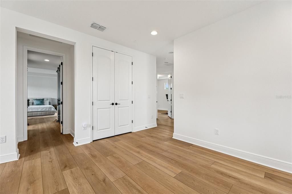 待售: $894,999 (5 贝兹, 4 浴室, 3437 平方英尺)