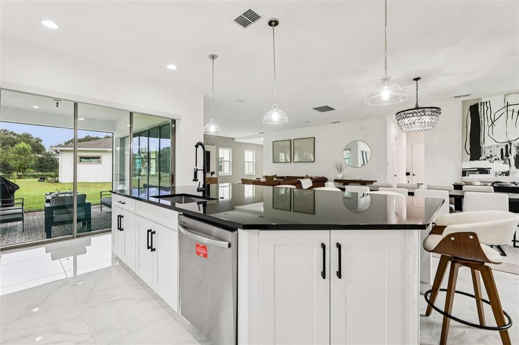 待售: $894,999 (5 贝兹, 4 浴室, 3437 平方英尺)