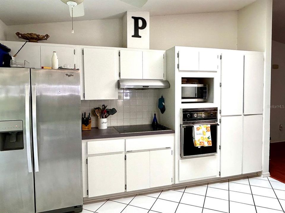 На продажу: $499,000 (3 спален, 2 ванн, 2122 Квадратных фут)