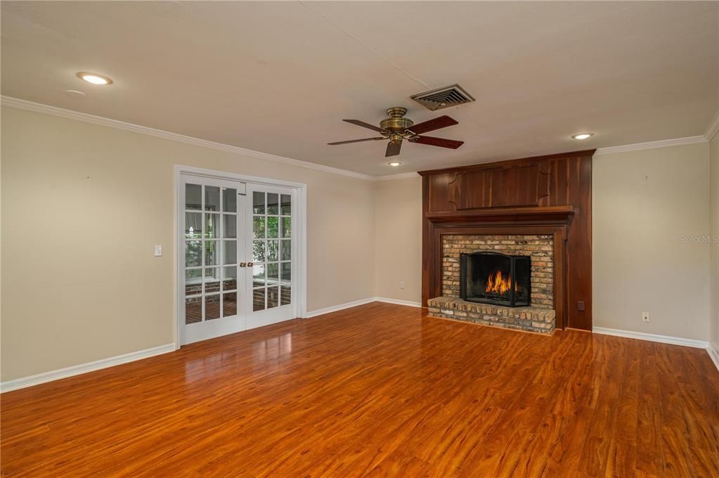 На продажу: $475,000 (3 спален, 2 ванн, 3072 Квадратных фут)