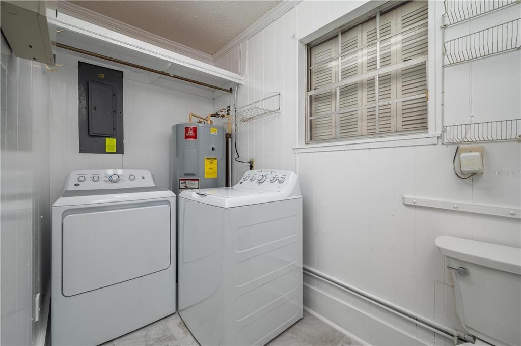 На продажу: $475,000 (3 спален, 2 ванн, 3072 Квадратных фут)