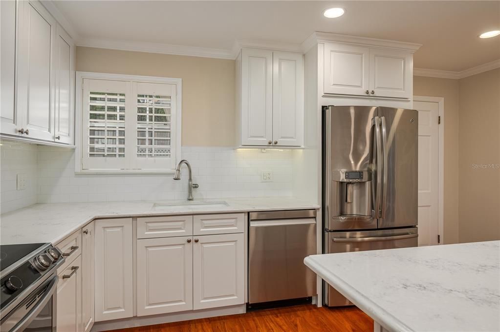 На продажу: $475,000 (3 спален, 2 ванн, 3072 Квадратных фут)