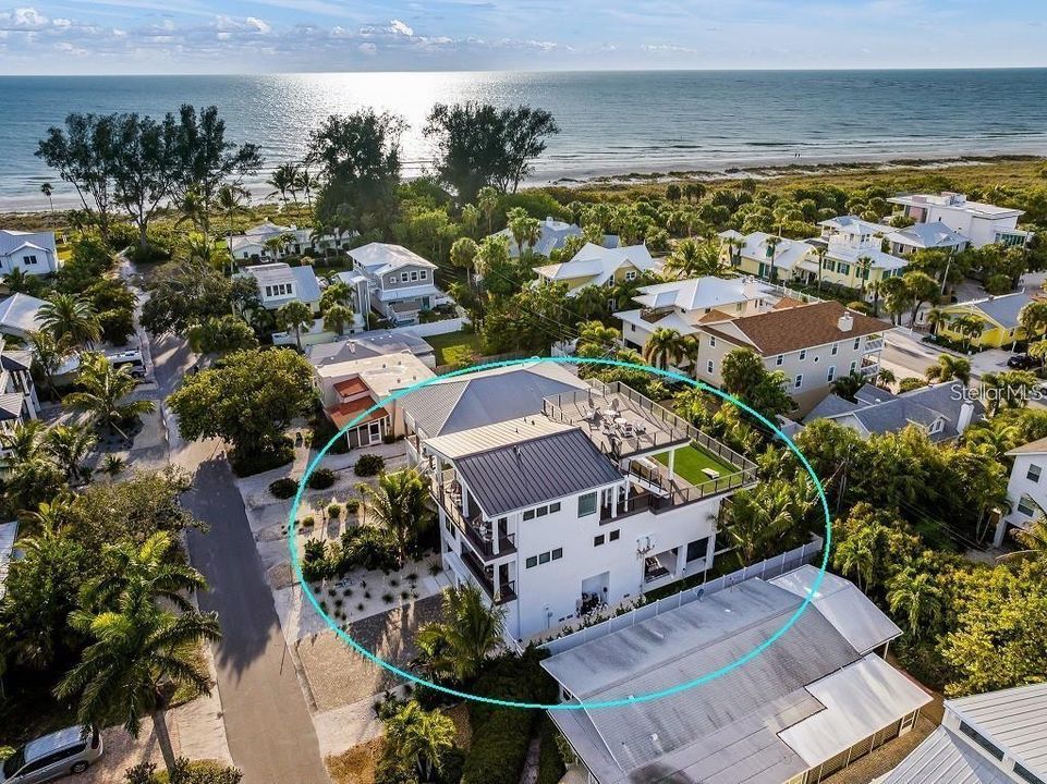 En Venta: $4,965,000 (5 camas, 4 baños, 2545 Pies cuadrados)