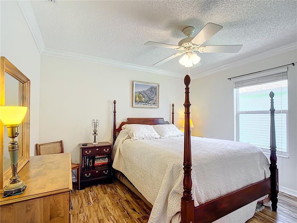 待售: $450,000 (3 贝兹, 2 浴室, 1850 平方英尺)