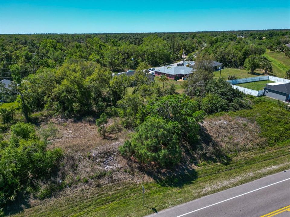 На продажу: $58,000 (0.46 acres)