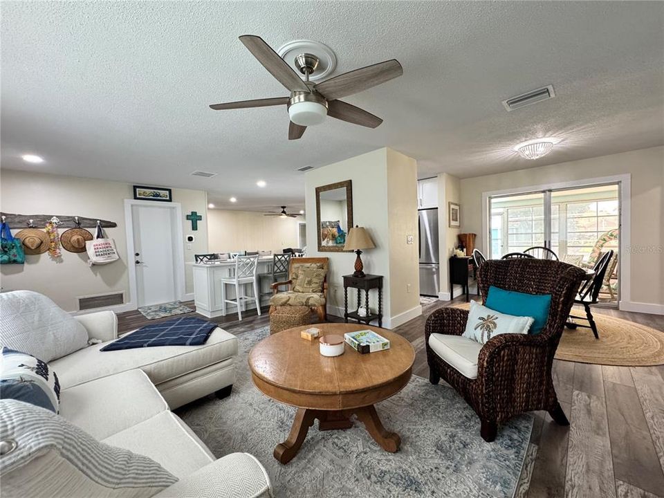 En Renta: $5,500 (3 camas, 2 baños, 1727 Pies cuadrados)