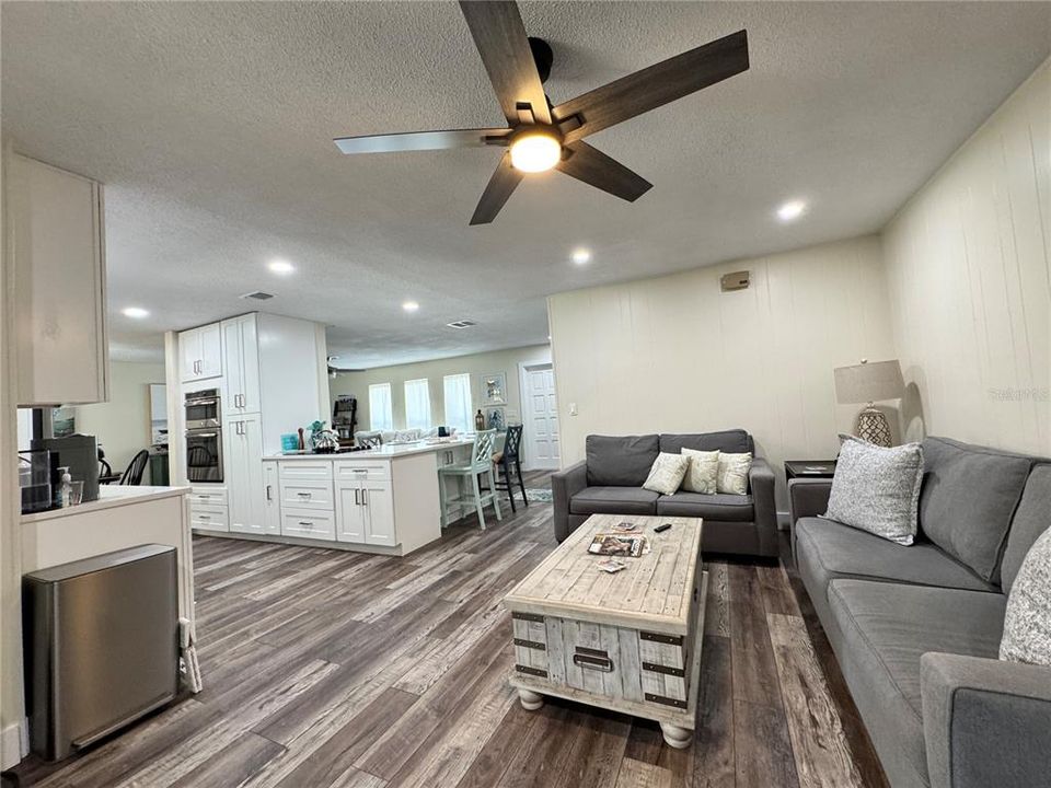 En Renta: $5,500 (3 camas, 2 baños, 1727 Pies cuadrados)