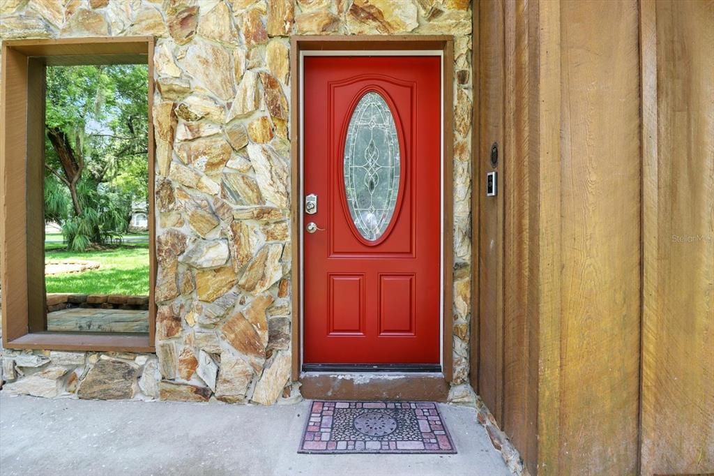 For Sale: $850,000 (3 beds, 2 baths, 2259 Square Feet)