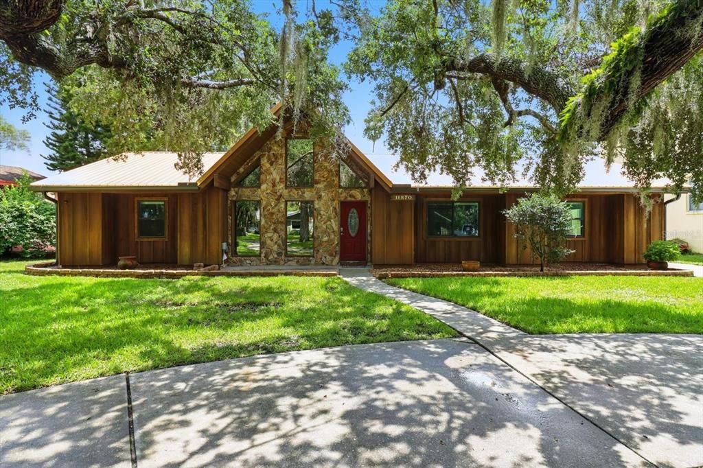 For Sale: $850,000 (3 beds, 2 baths, 2259 Square Feet)