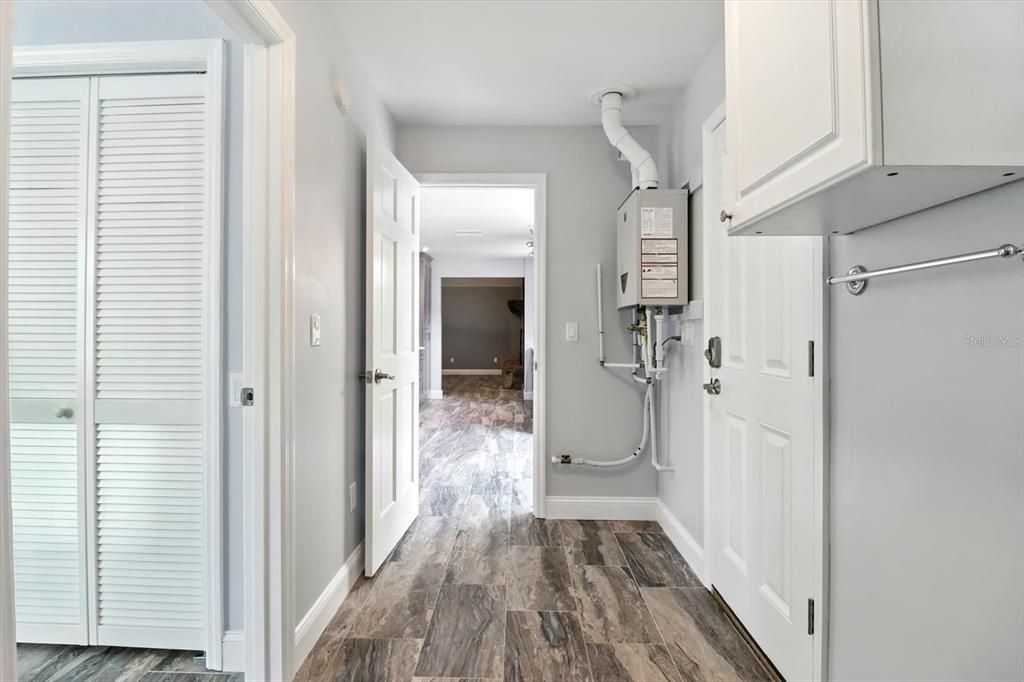 For Sale: $850,000 (3 beds, 2 baths, 2259 Square Feet)