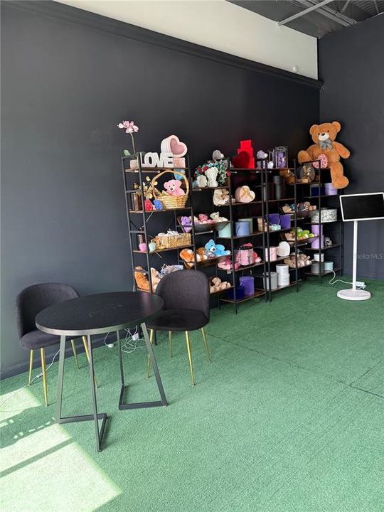 待售: $75,000 (0 贝兹, 0 浴室, 1150 平方英尺)