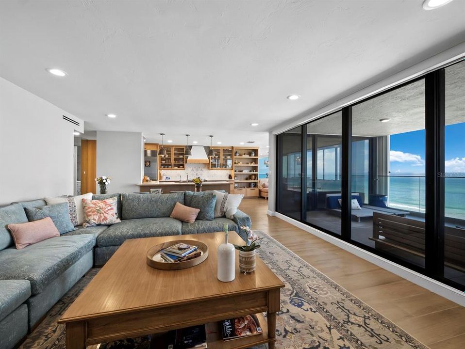 Active With Contract: $3,700,000 (3 beds, 3 baths, 2940 Square Feet)