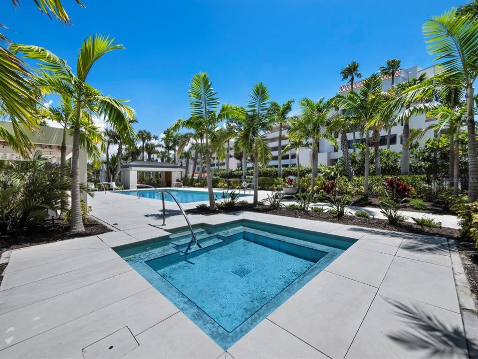 Active With Contract: $3,700,000 (3 beds, 3 baths, 2940 Square Feet)