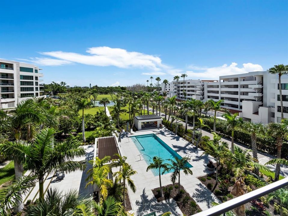 Active With Contract: $3,700,000 (3 beds, 3 baths, 2940 Square Feet)