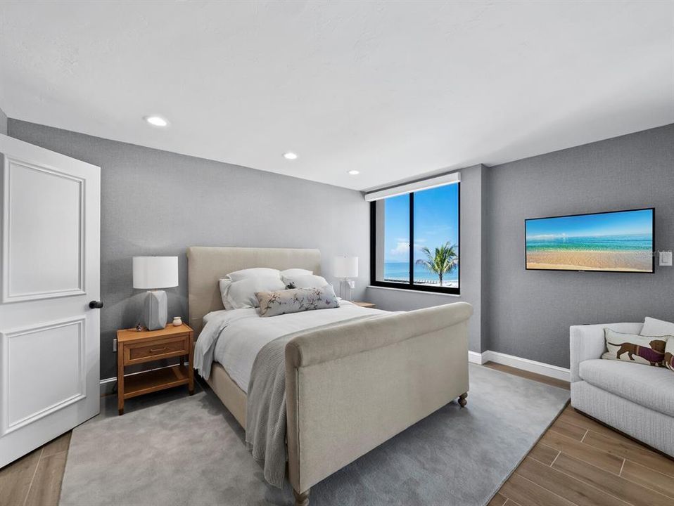 Active With Contract: $3,700,000 (3 beds, 3 baths, 2940 Square Feet)