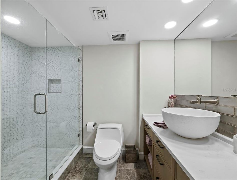 Active With Contract: $3,700,000 (3 beds, 3 baths, 2940 Square Feet)