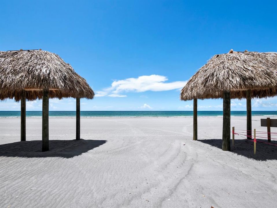 Active With Contract: $3,700,000 (3 beds, 3 baths, 2940 Square Feet)