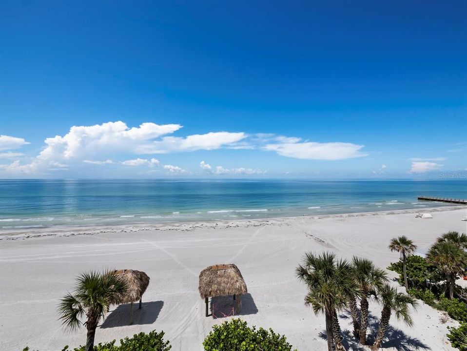 Active With Contract: $3,700,000 (3 beds, 3 baths, 2940 Square Feet)