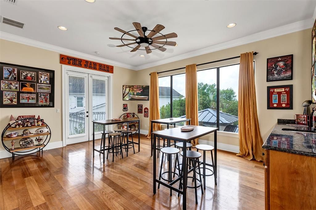 待售: $3,350,000 (5 贝兹, 5 浴室, 7573 平方英尺)