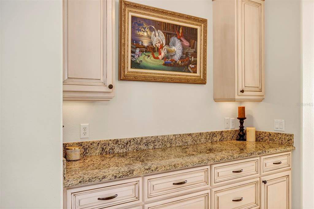 待售: $3,350,000 (5 贝兹, 5 浴室, 7573 平方英尺)