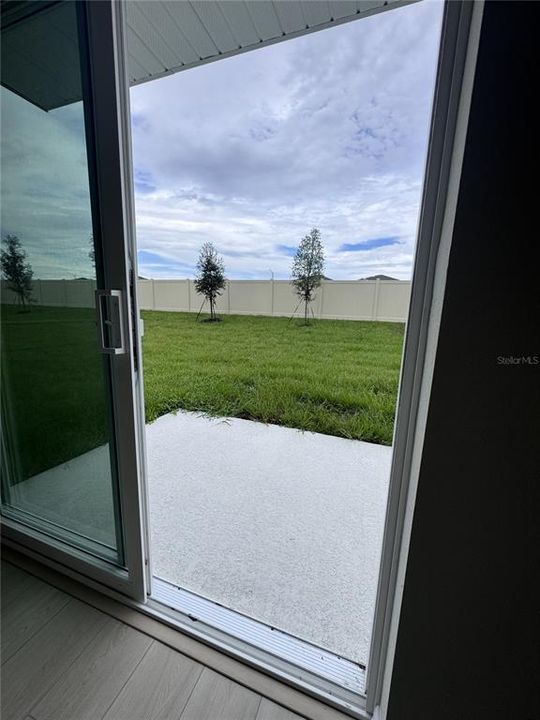 For Rent: $2,100 (5 beds, 3 baths, 2470 Square Feet)