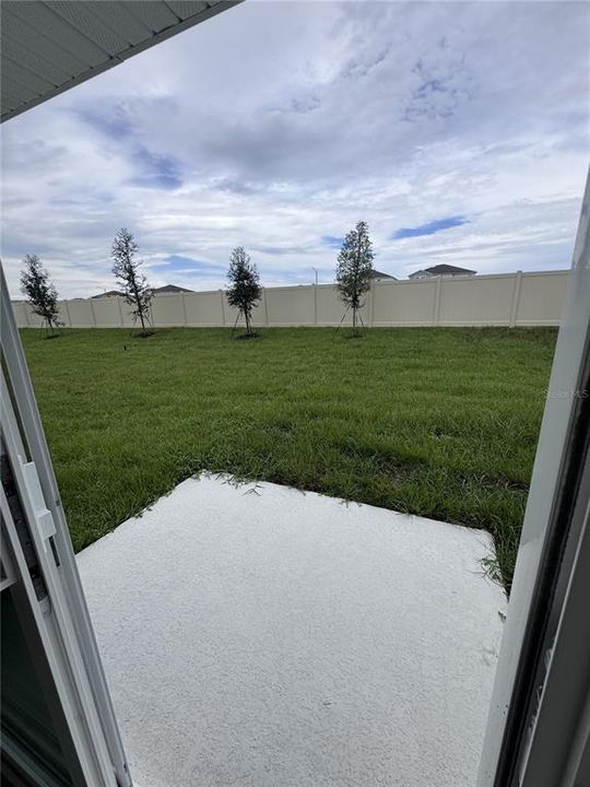 For Rent: $2,100 (5 beds, 3 baths, 2470 Square Feet)