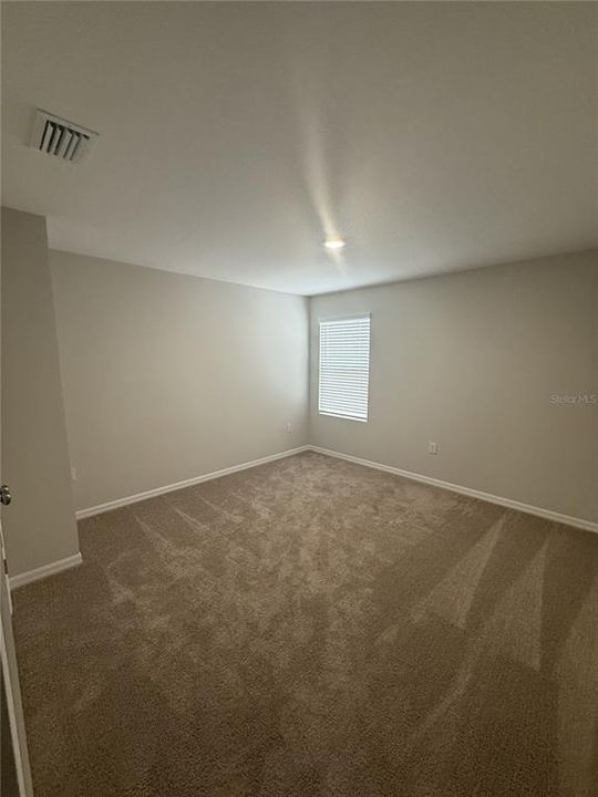 For Rent: $2,100 (5 beds, 3 baths, 2470 Square Feet)