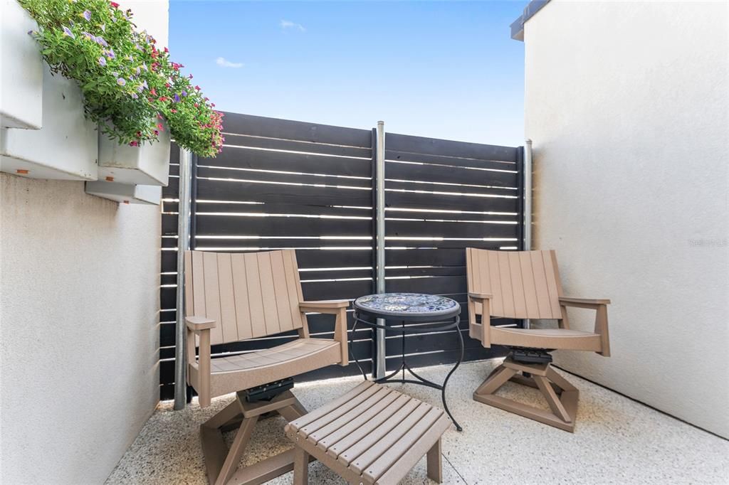 For Sale: $459,000 (3 beds, 2 baths, 1640 Square Feet)