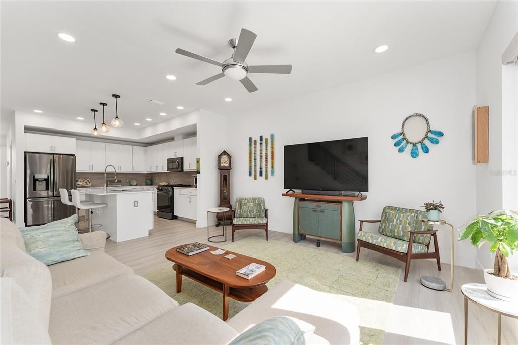 For Sale: $459,000 (3 beds, 2 baths, 1640 Square Feet)