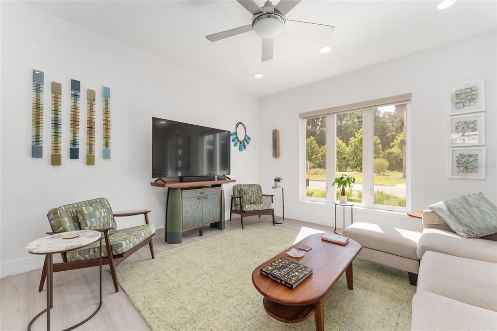 For Sale: $459,000 (3 beds, 2 baths, 1640 Square Feet)