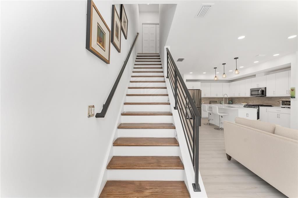 For Sale: $459,000 (3 beds, 2 baths, 1640 Square Feet)