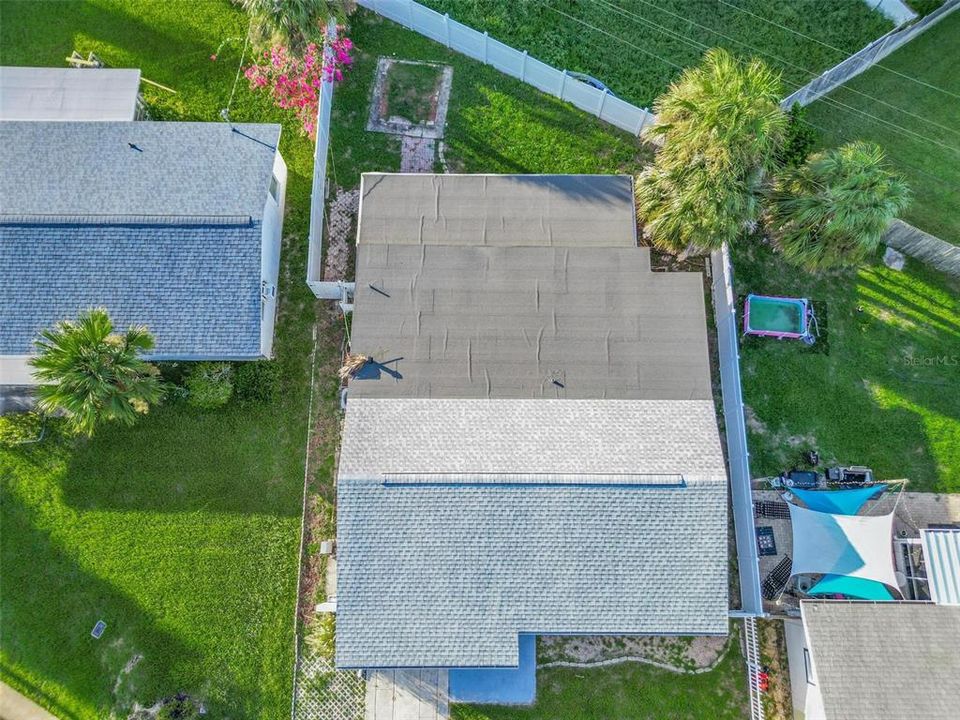 合同活跃: $325,000 (3 贝兹, 2 浴室, 1143 平方英尺)