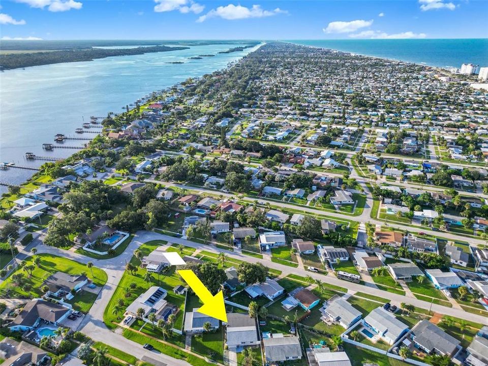 合同活跃: $325,000 (3 贝兹, 2 浴室, 1143 平方英尺)