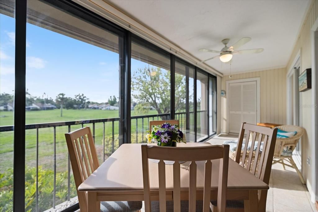 待售: $239,900 (2 贝兹, 2 浴室, 1284 平方英尺)