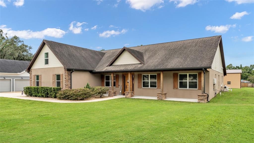 For Sale: $875,000 (4 beds, 3 baths, 3227 Square Feet)