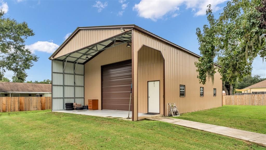 For Sale: $875,000 (4 beds, 3 baths, 3227 Square Feet)