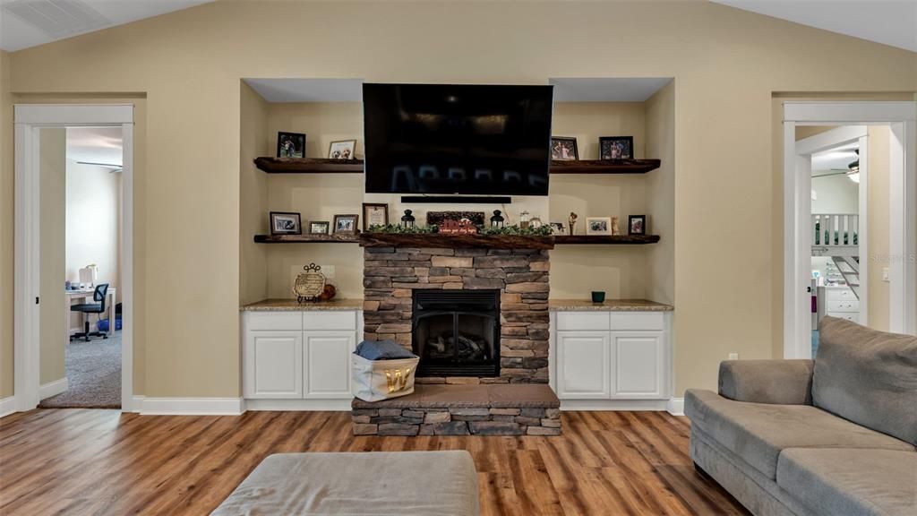 For Sale: $875,000 (4 beds, 3 baths, 3227 Square Feet)