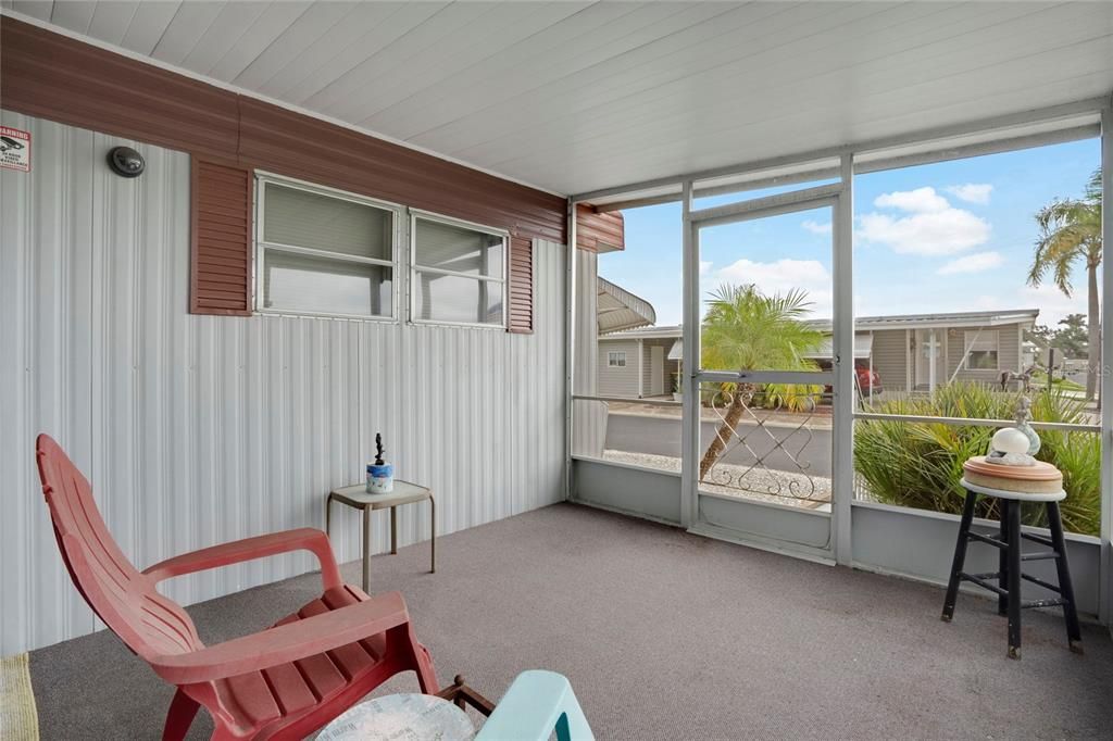 На продажу: $120,000 (2 спален, 2 ванн, 780 Квадратных фут)