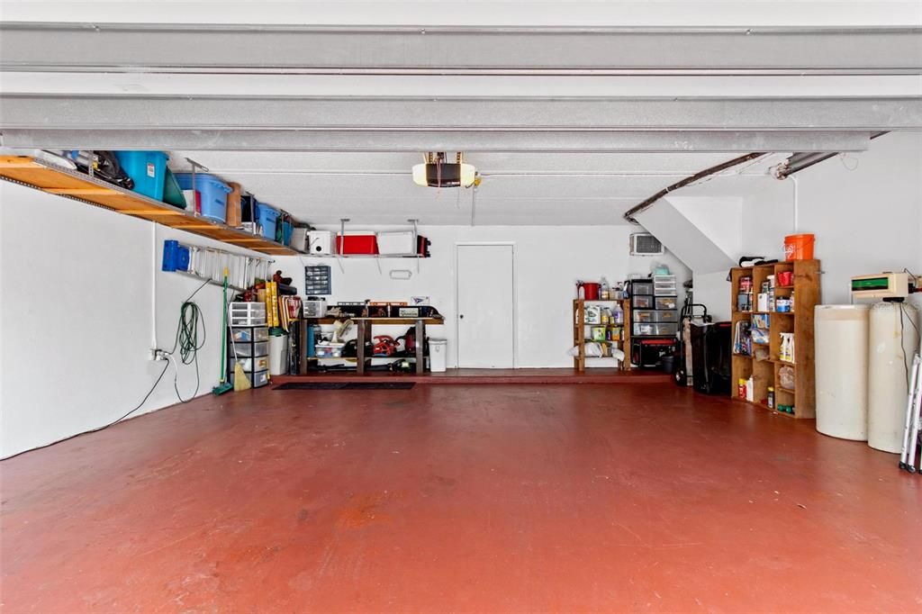 Active With Contract: $529,999 (2 beds, 2 baths, 1728 Square Feet)