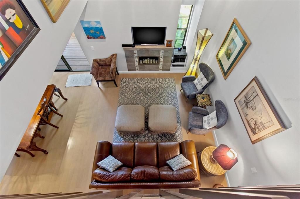 Active With Contract: $529,999 (2 beds, 2 baths, 1728 Square Feet)