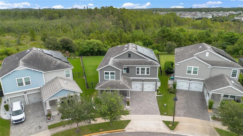 合同活跃: $779,000 (5 贝兹, 3 浴室, 3956 平方英尺)