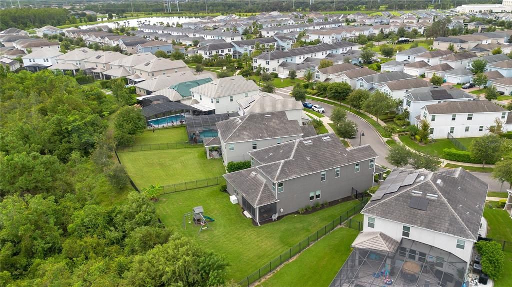 合同活跃: $779,000 (5 贝兹, 3 浴室, 3956 平方英尺)