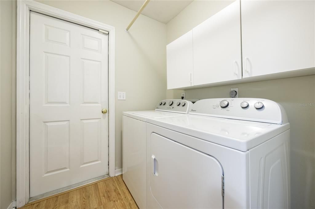 合同活跃: $349,900 (3 贝兹, 2 浴室, 1492 平方英尺)