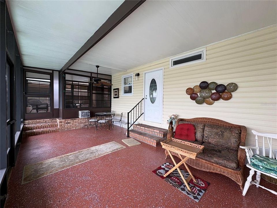 En Venta: $155,000 (2 camas, 2 baños, 960 Pies cuadrados)