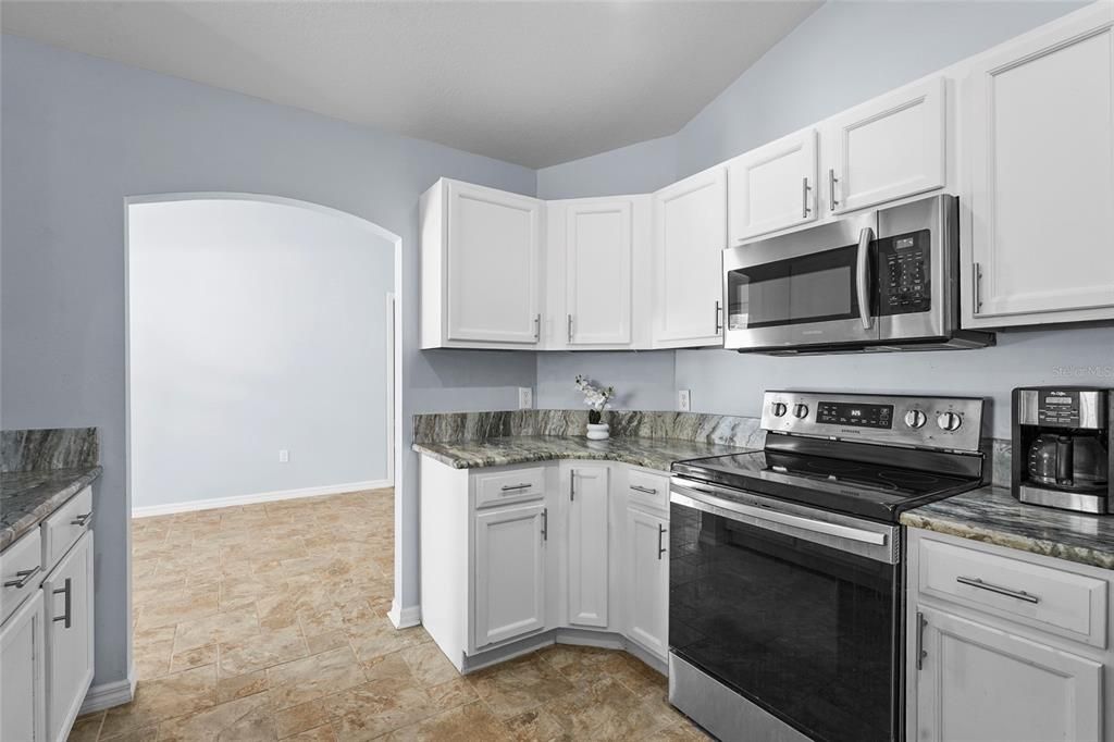 En Venta: $480,000 (3 camas, 2 baños, 1887 Pies cuadrados)