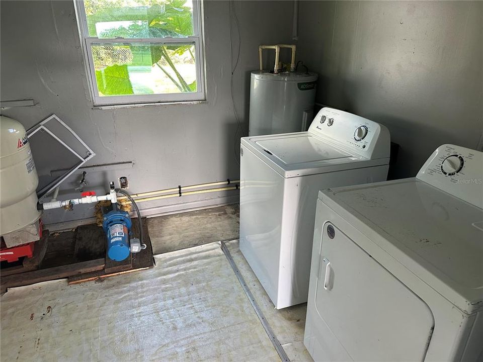 For Sale: $175,000 (3 beds, 1 baths, 1503 Square Feet)