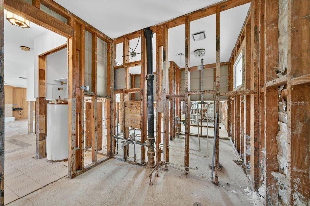 En Venta: $2,390,000 (0.38 acres)