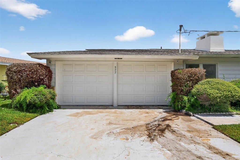 En Venta: $2,390,000 (0.38 acres)