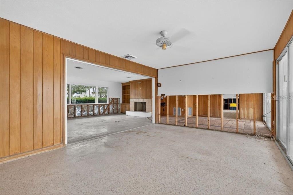 En Venta: $2,390,000 (0.38 acres)