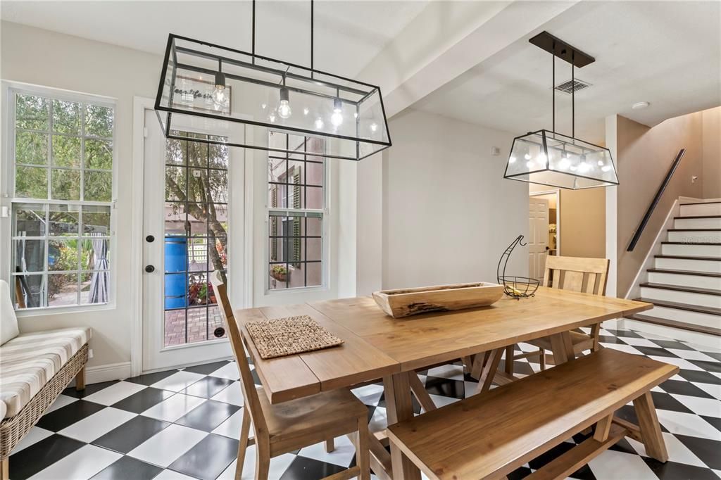 For Sale: $695,000 (6 beds, 4 baths, 3060 Square Feet)